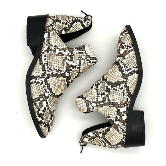 Steve Madden Laramie Snakeskin Booties Women’s Size 7.5 Block Heel Back Zip Goth - Picture 5 of 7